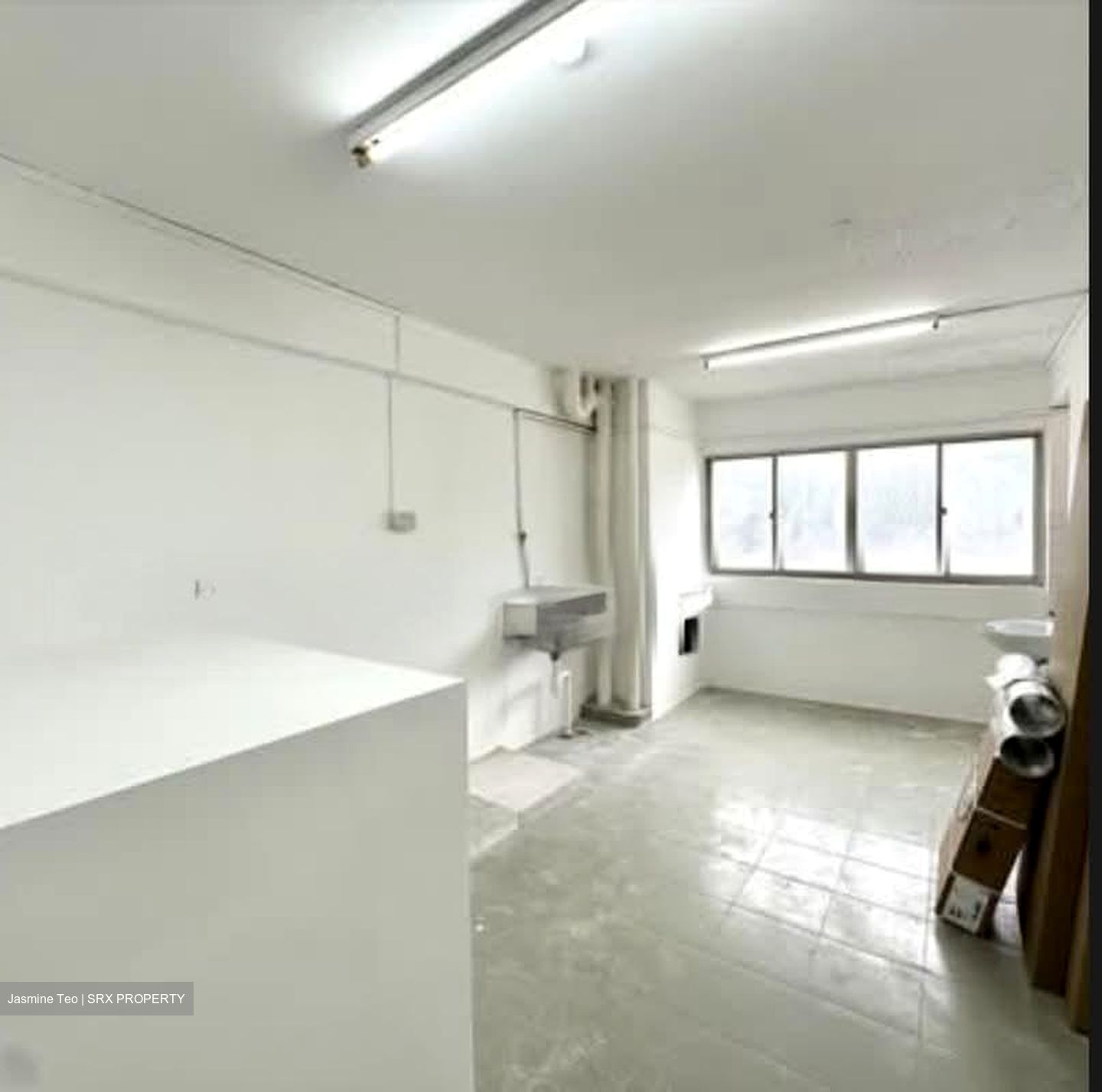 Hougang Avenue 1 (D19), Shop House #581727691